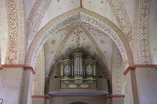 Orgelprospekt von 1702, dahinter eine historische Walcker-Orgel von 1898